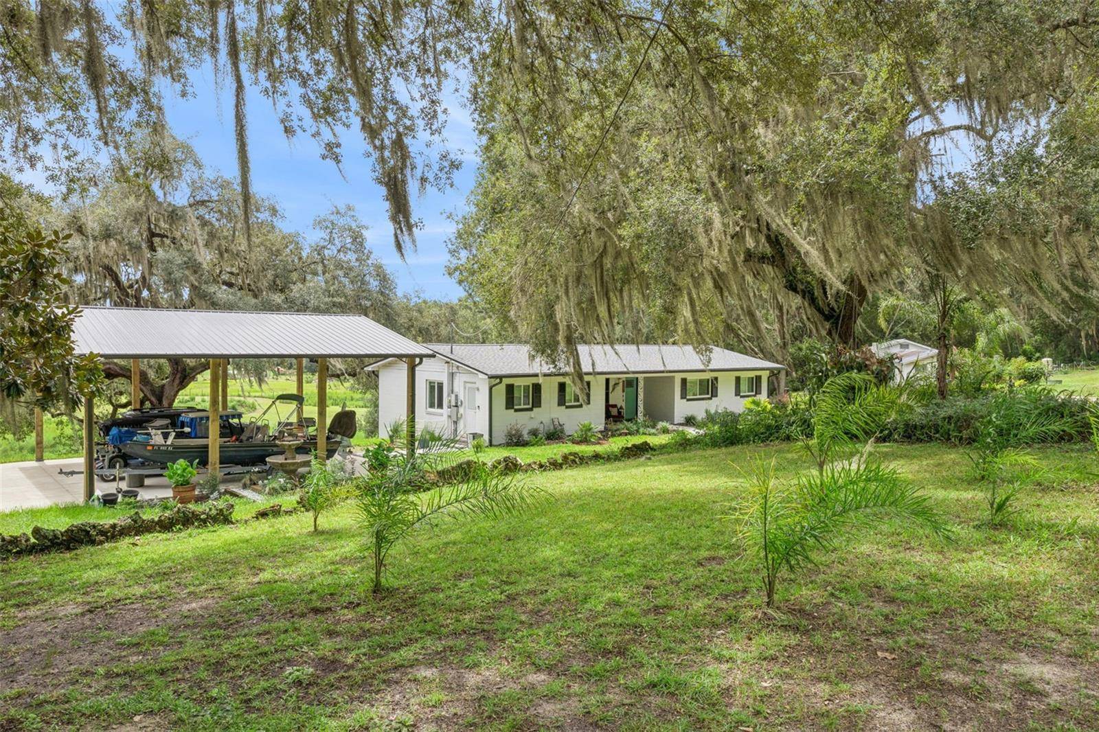 1476 SPRING LAKE RD, Fruitland Park, FL 34731