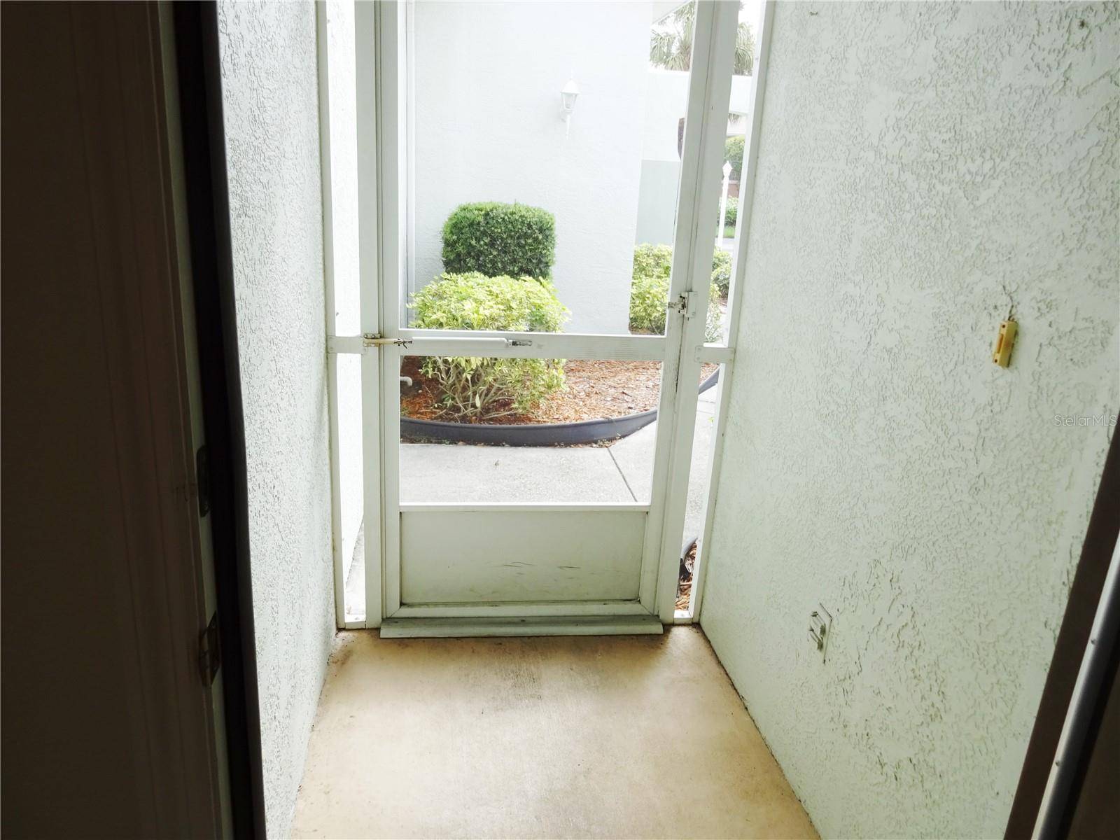735 TREMONT GREENS LN #48, Sun City Center, FL 33573