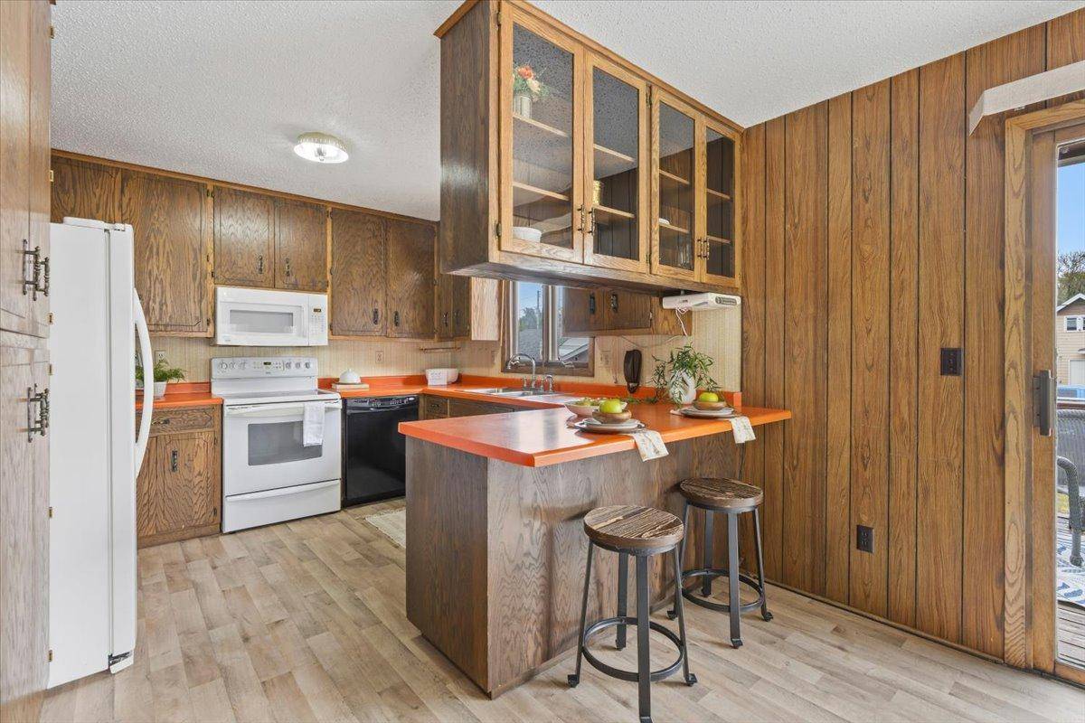 150 7th AVE N, Waite Park, MN 56387