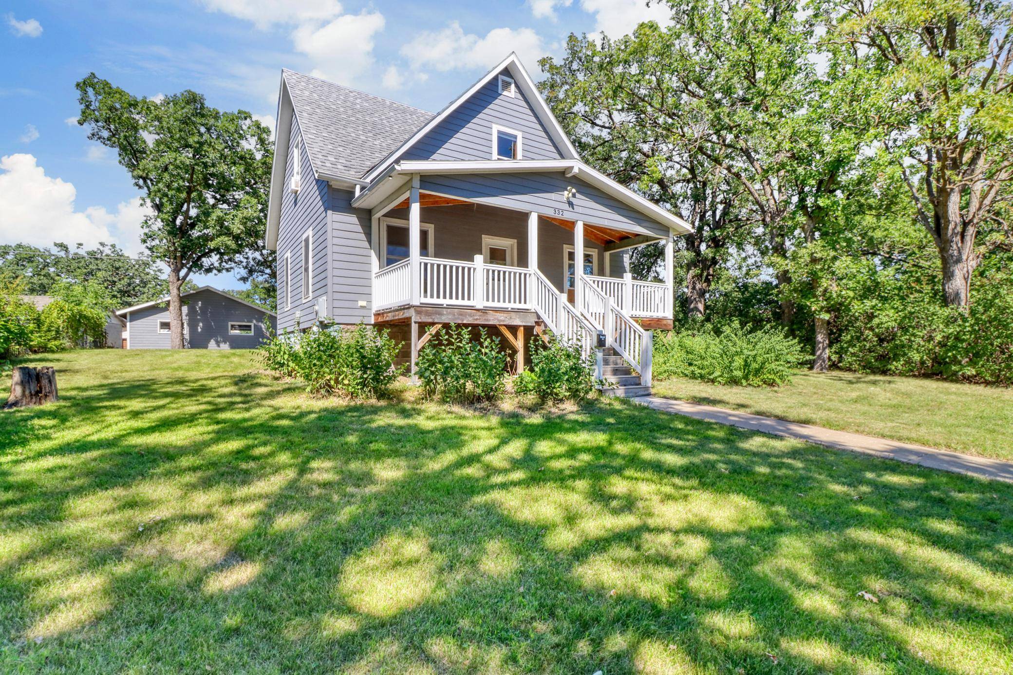 332 Oak ST, Detroit Lakes, MN 56501
