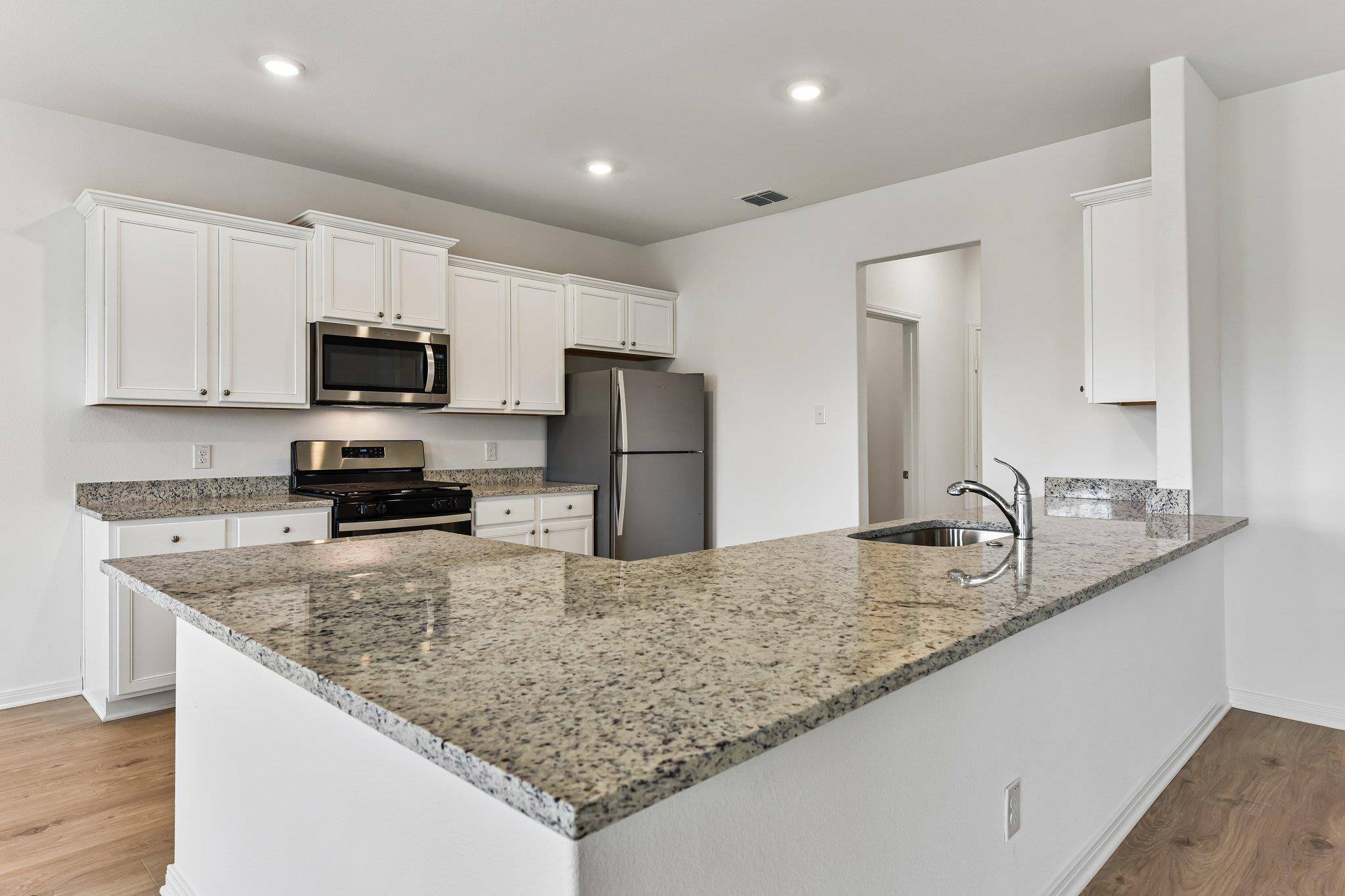 235 Surrey Oaks, Maxwell, TX 78656