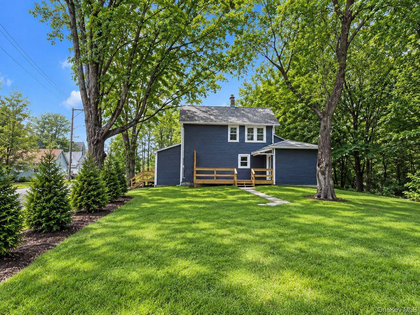 11 Spring Glen RD, Mountain Dale, NY 12763