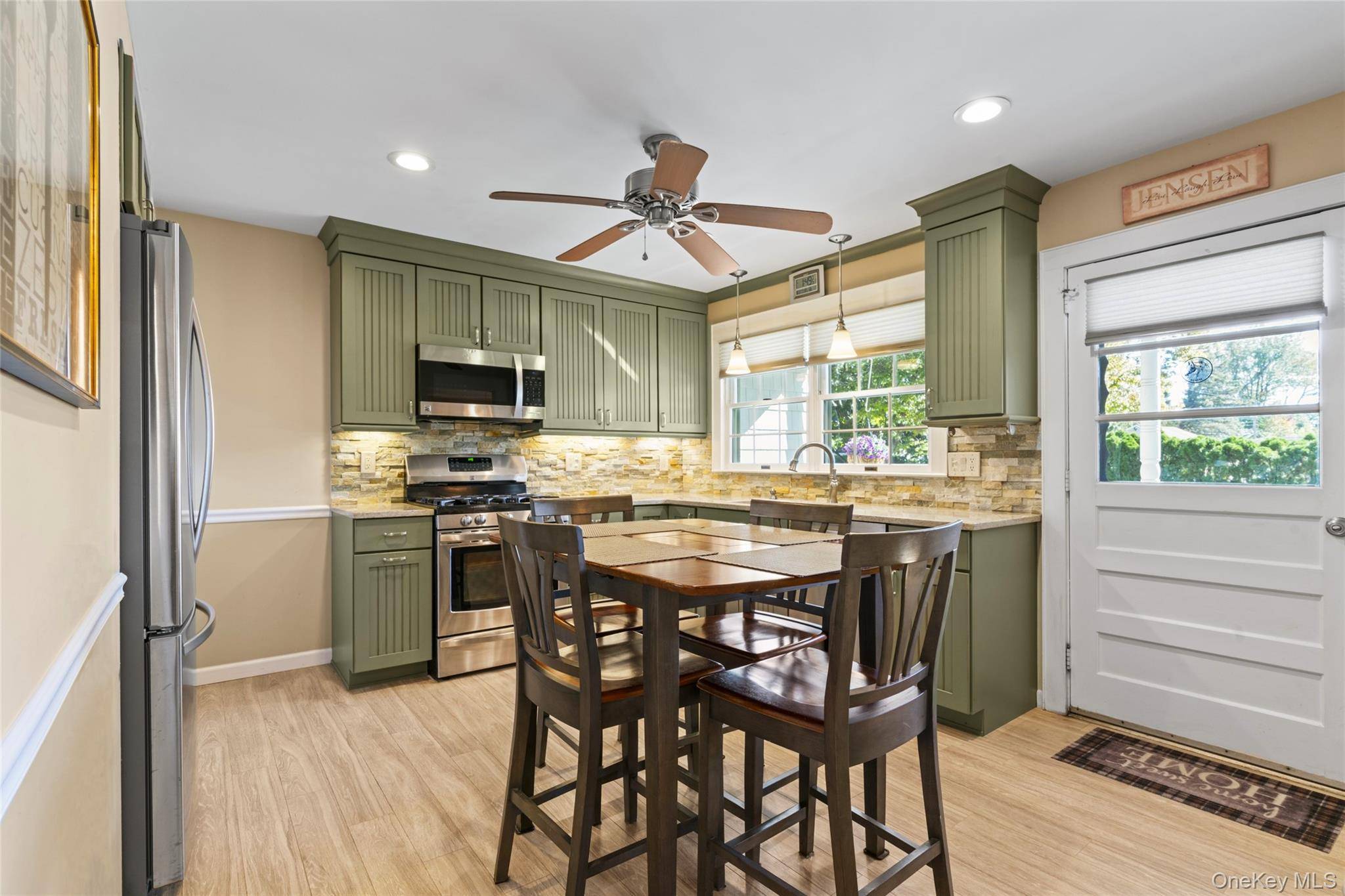 59 Linden BLVD, Hicksville, NY 11801