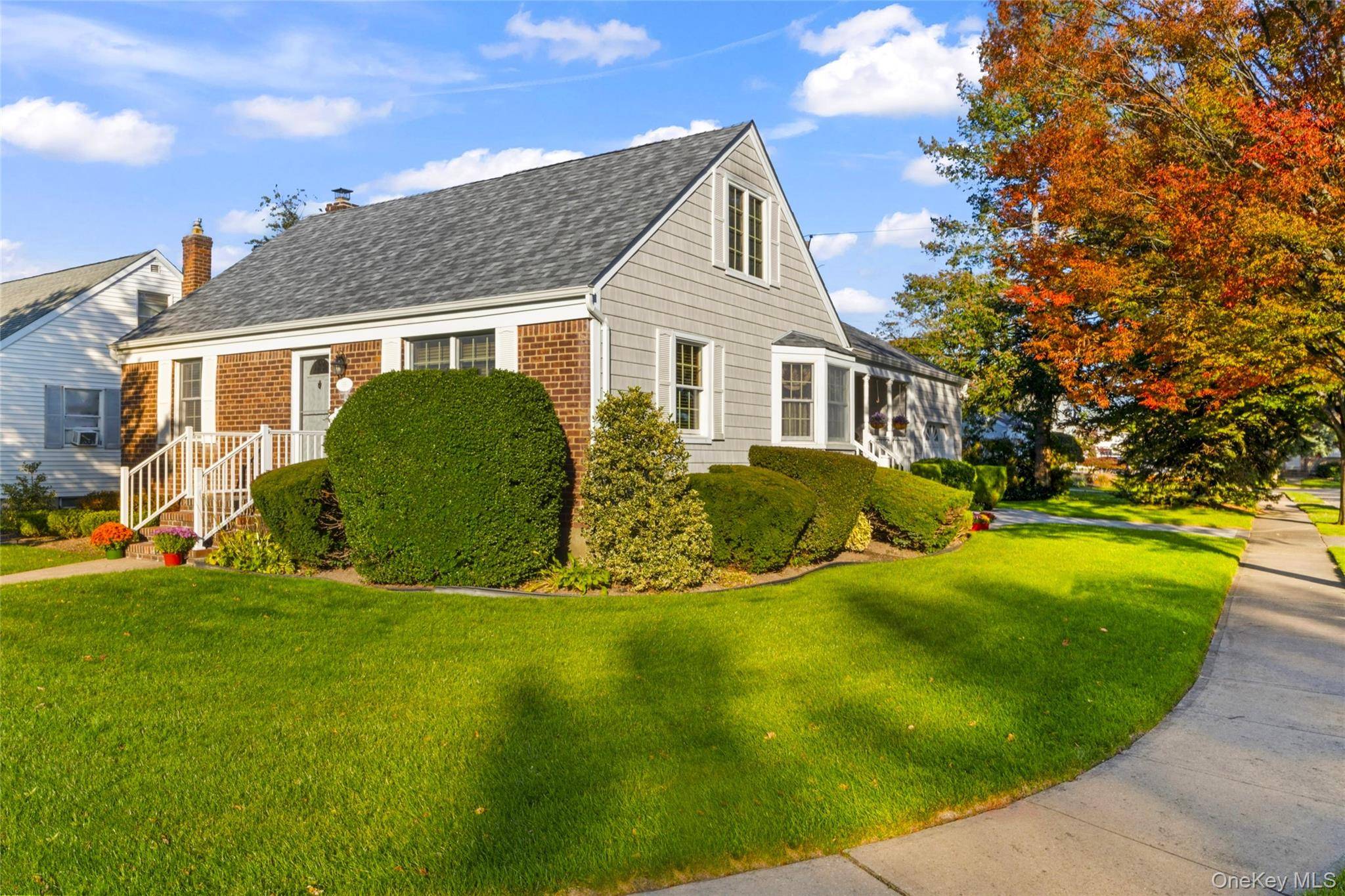 59 Linden BLVD, Hicksville, NY 11801