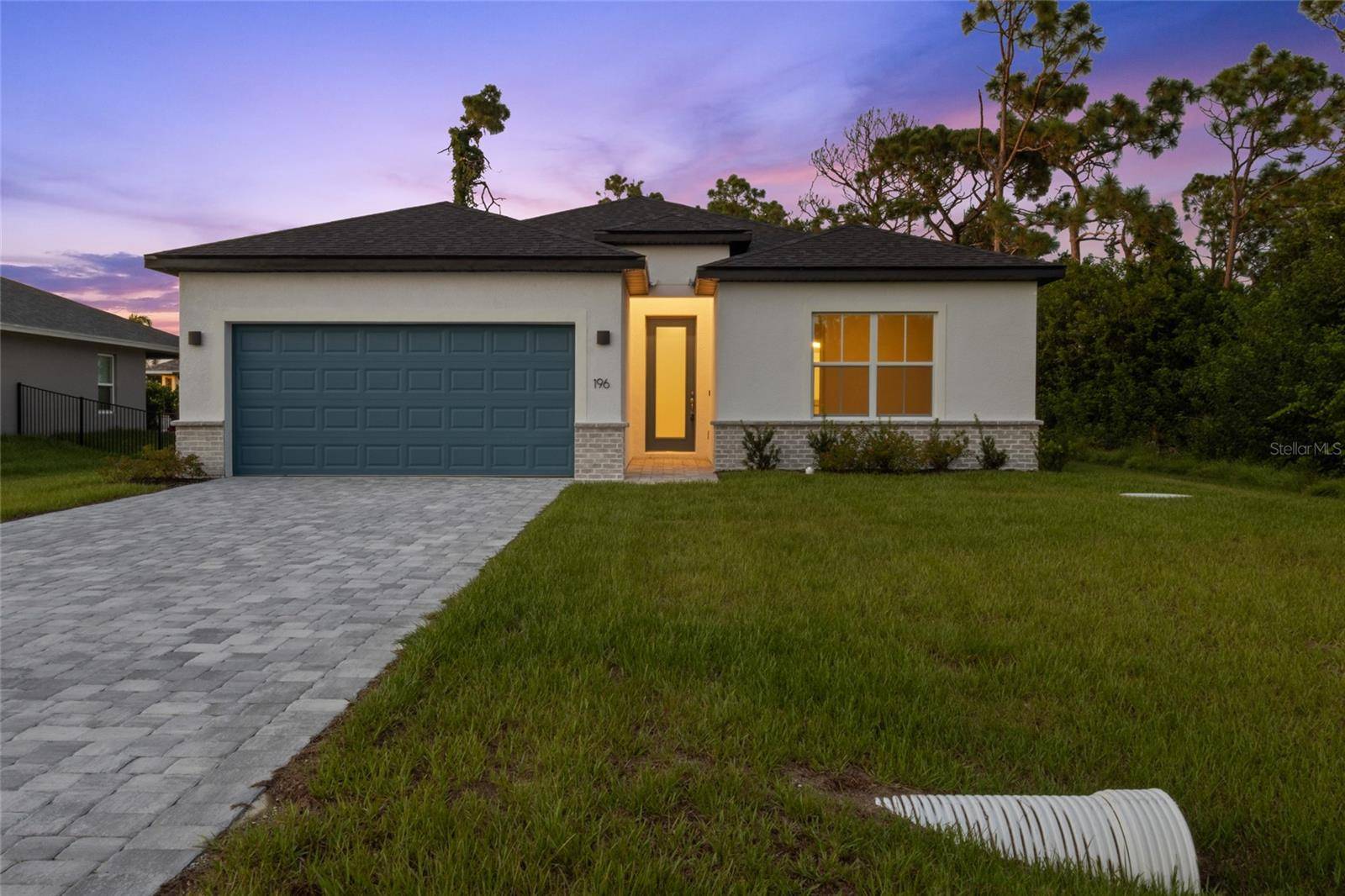 196 JENNIFER DR, Rotonda West, FL 33947