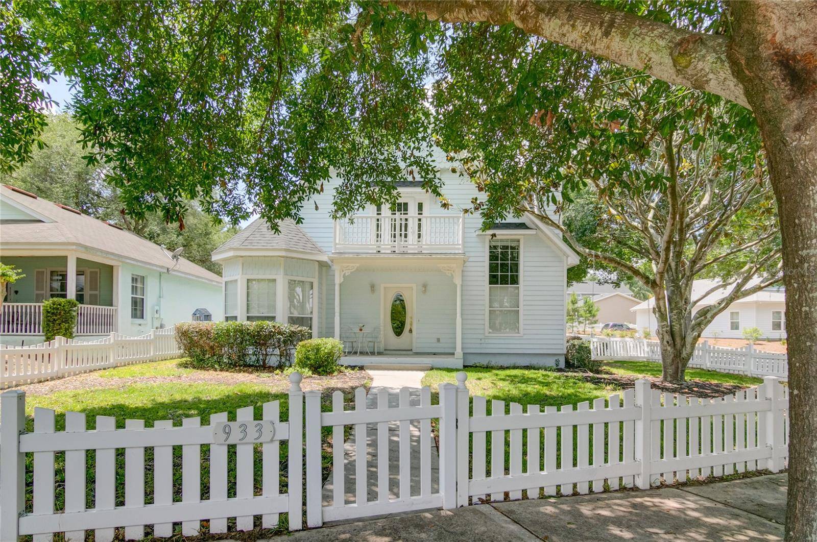 933 LAKE ELSIE DR, Tavares, FL 32778