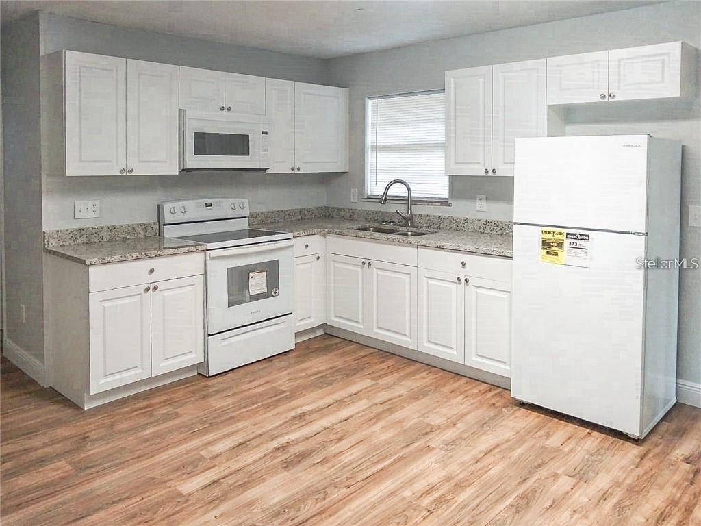 215 S FRENCH AVE, Fort Meade, FL 33841