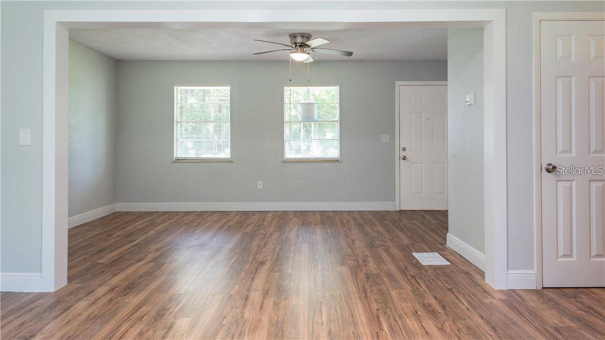 215 S FRENCH AVE, Fort Meade, FL 33841