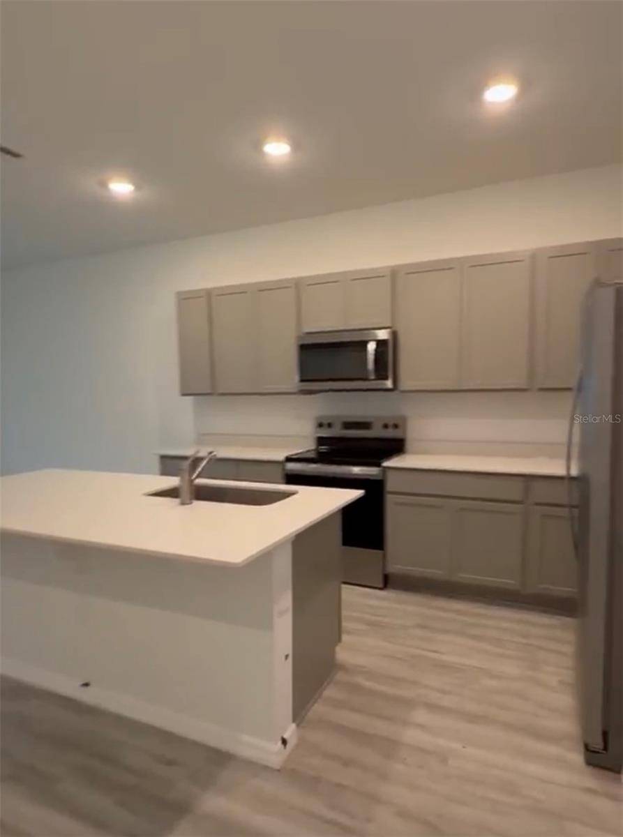 2729 GLADIOLA RD, Winter Haven, FL 33884