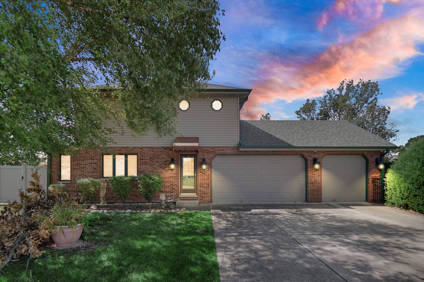 19331 Everett LN, Mokena, IL 60448