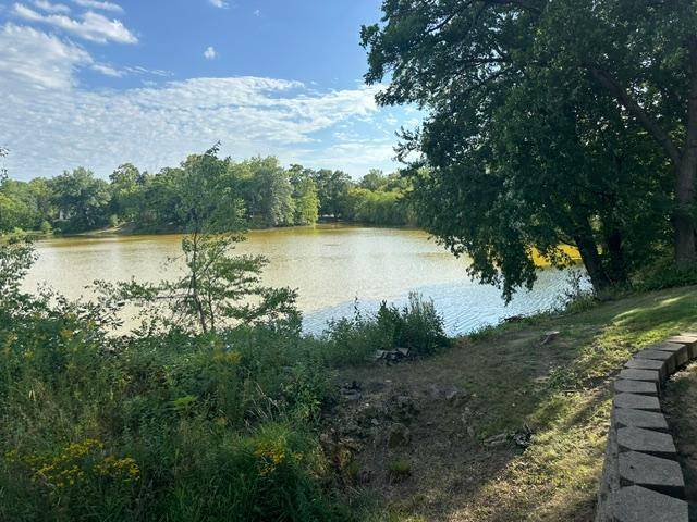 2349 16th TER NW, New Brighton, MN 55112