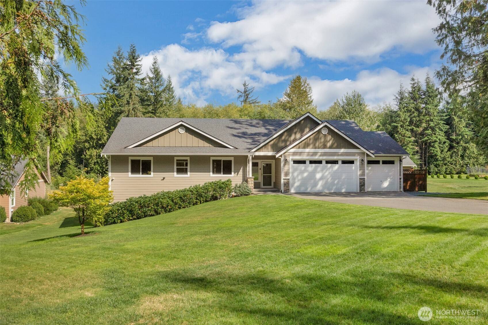 15705 99th DR NE, Arlington, WA 98223