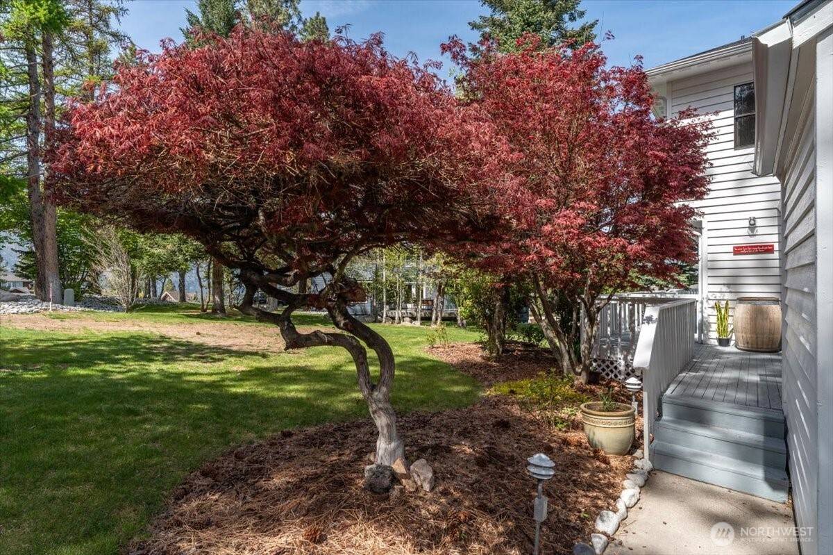 4124 Lakeview PL, Chelan, WA 98816