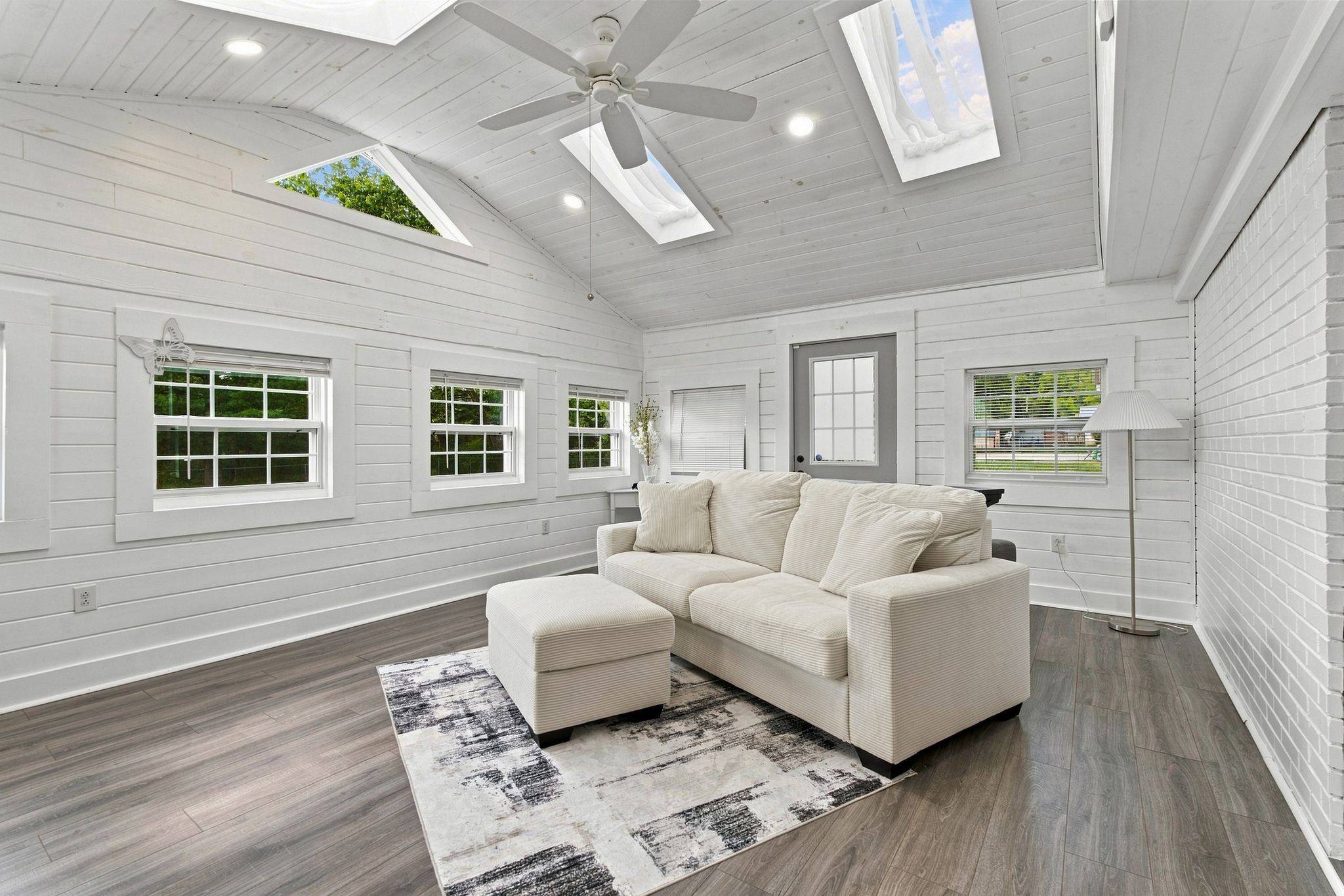 1408 Old Estill Springs Rd, Tullahoma, TN 37388