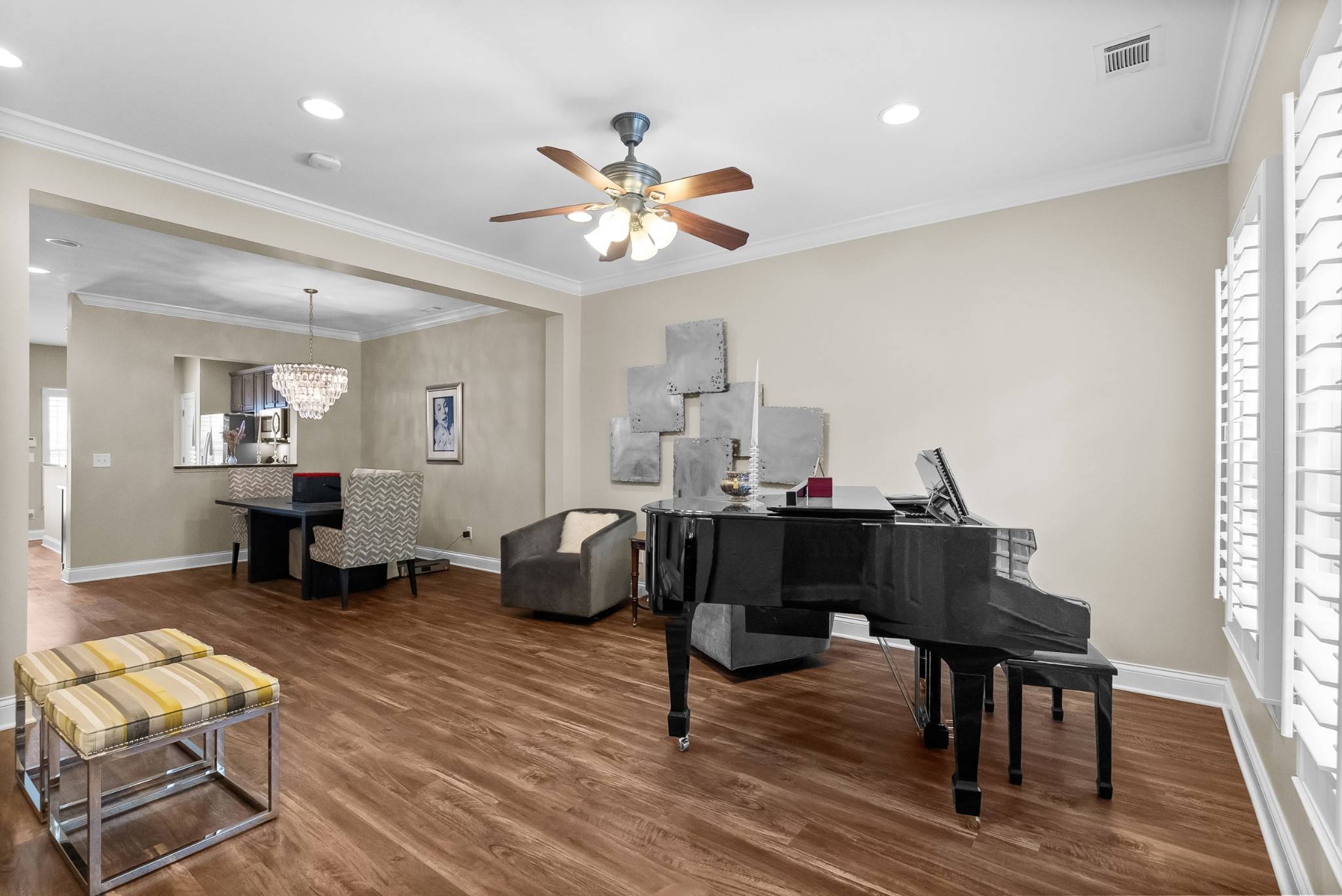 1438 Burnside Dr, Franklin, TN 37067