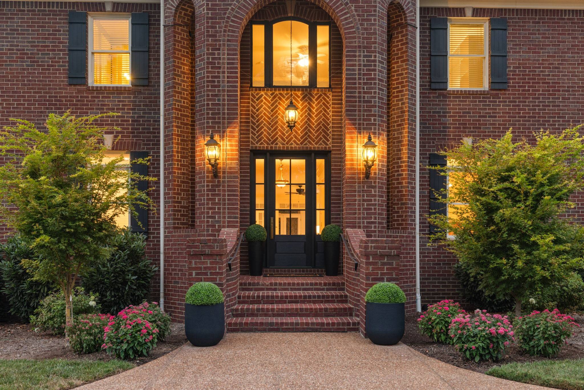 9429 Weatherly Dr, Brentwood, TN 37027