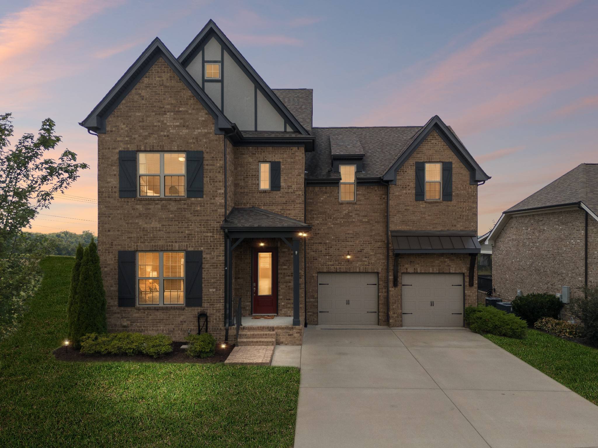 2944 Hadley Close Ln, Thompsons Station, TN 37179