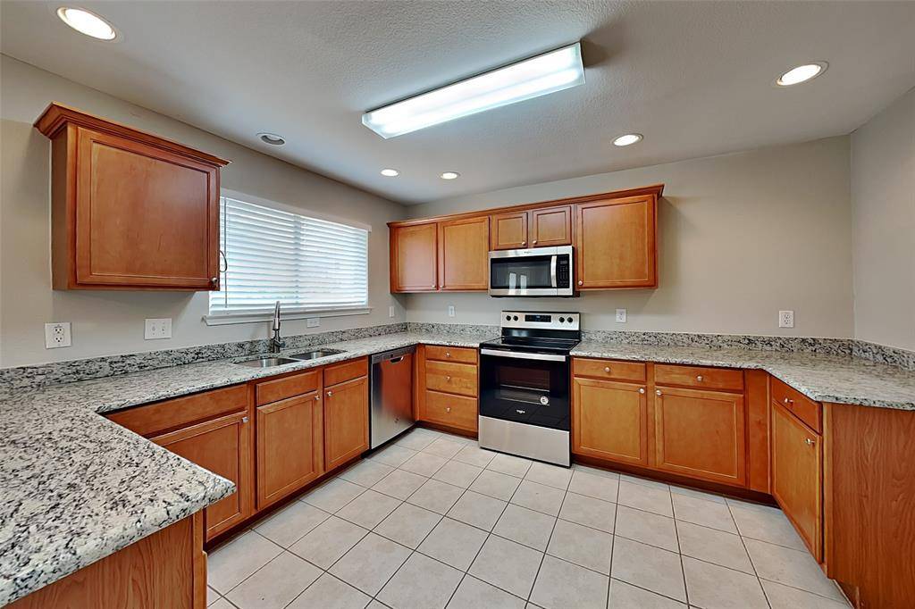 5732 Mountain Stream Trail, Fort Worth, TX 76244