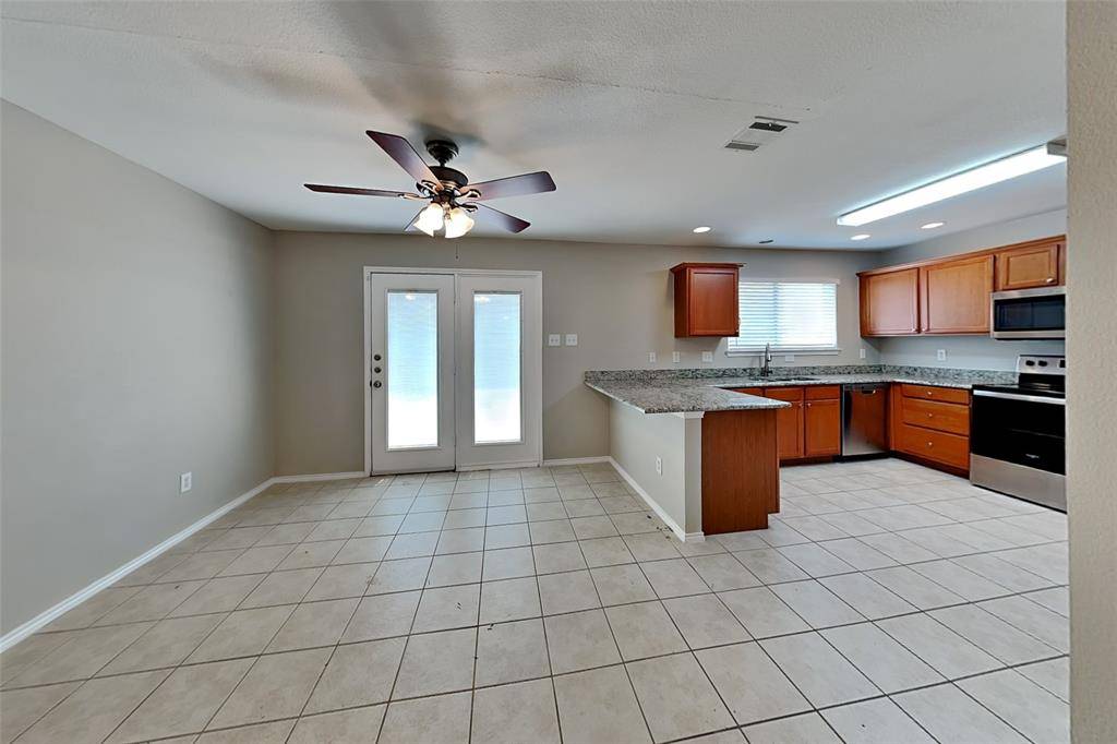 5732 Mountain Stream Trail, Fort Worth, TX 76244