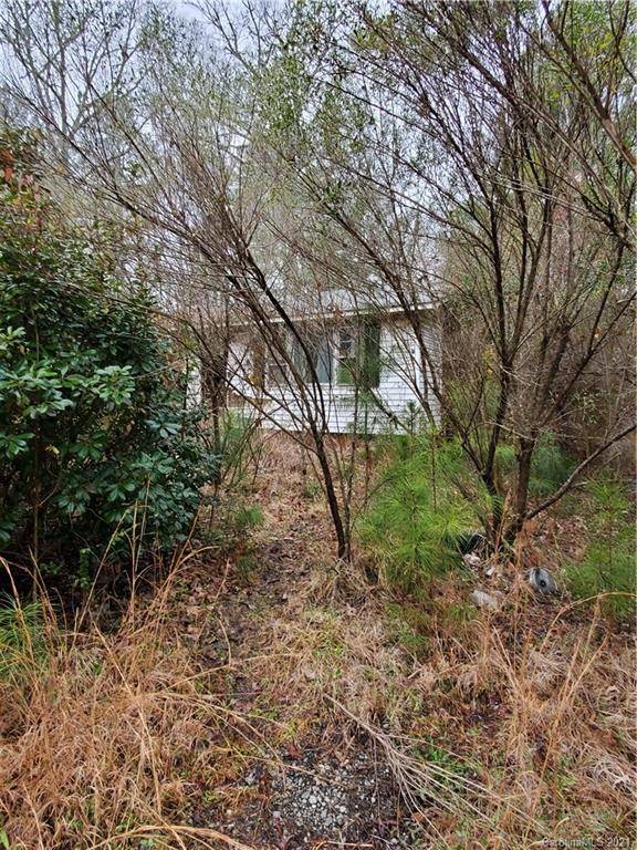 551 Country Pond RD, Chappells, SC 29037