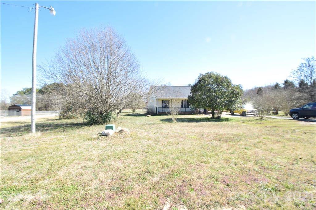 938 St Marks Church RD, Cherryville, NC 28021