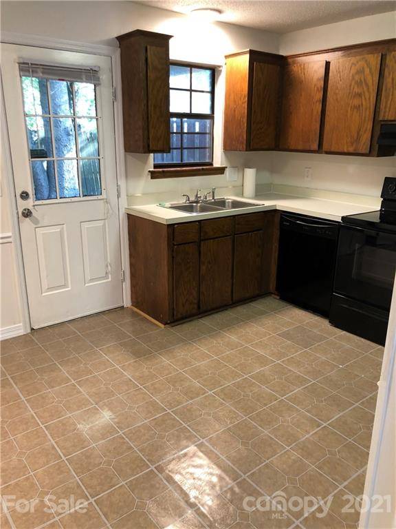 2 Misti CT, Cayce, SC 29033