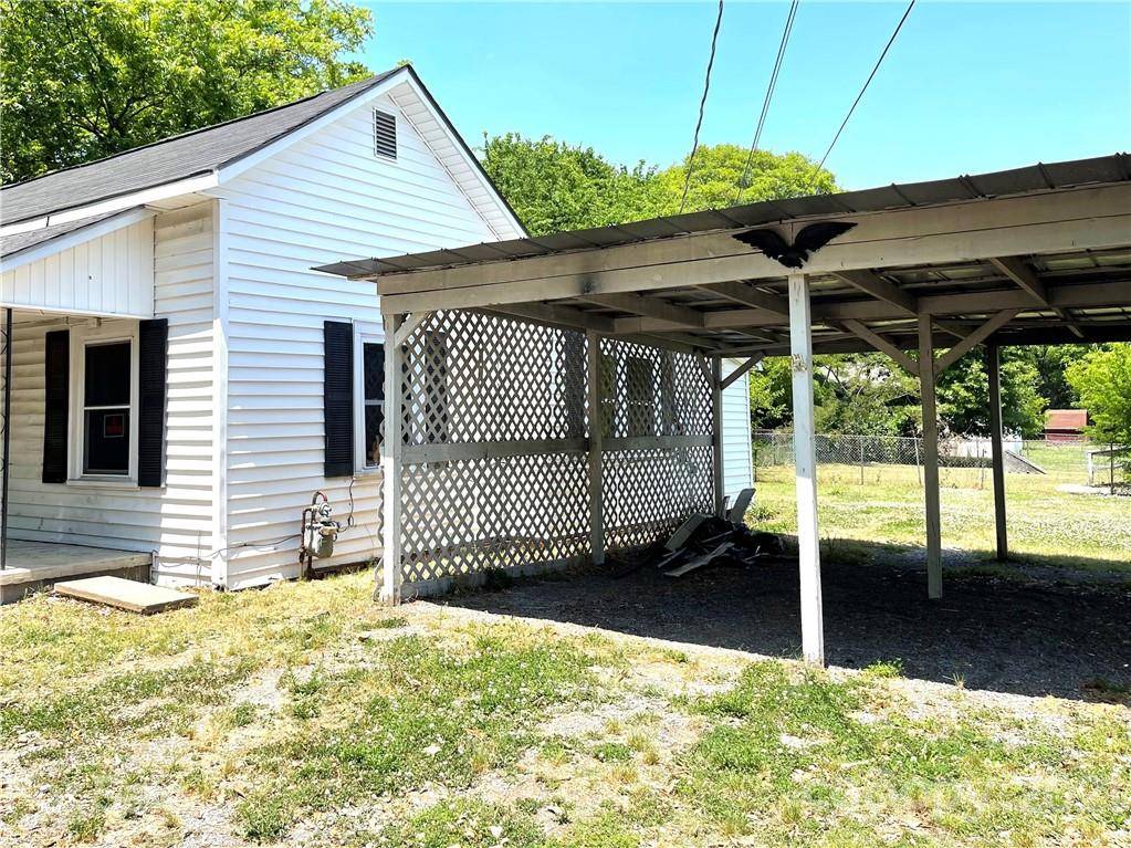 107 Nichols ST, Chester, SC 29706