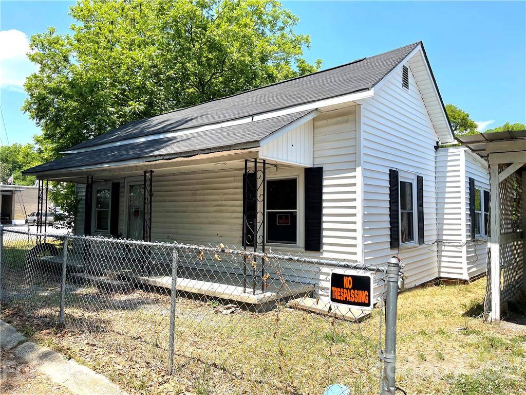 107 Nichols ST, Chester, SC 29706