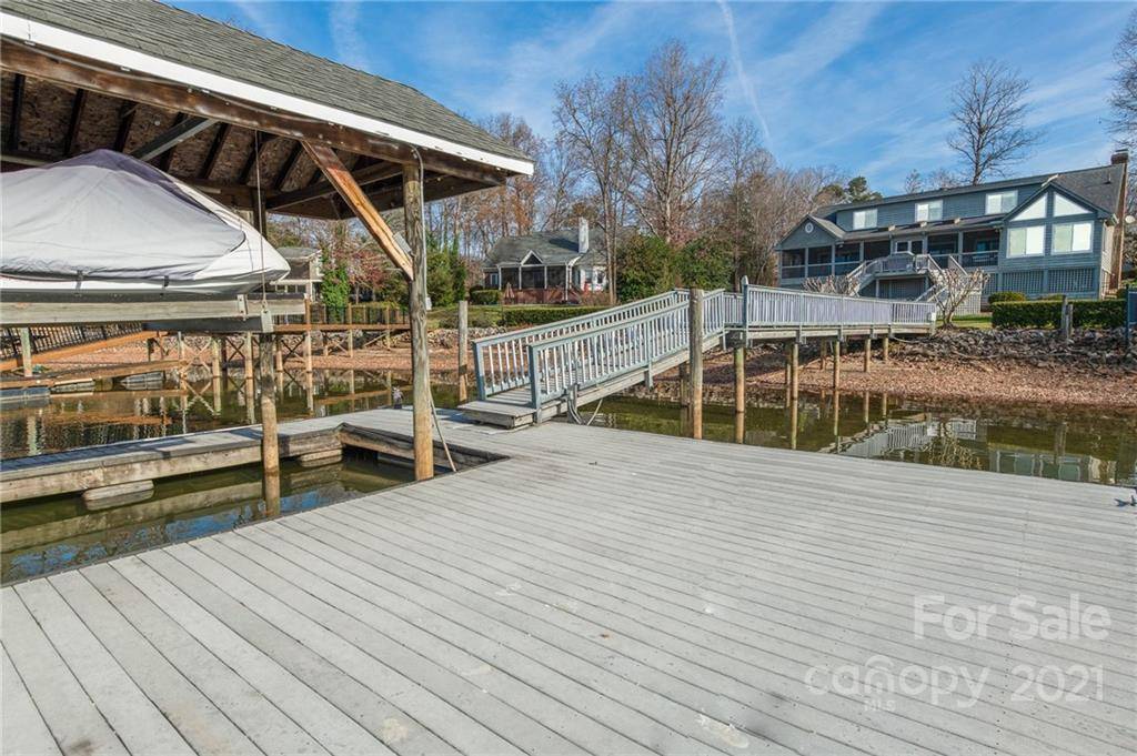 3771 Badger RUN, Denver, NC 28037