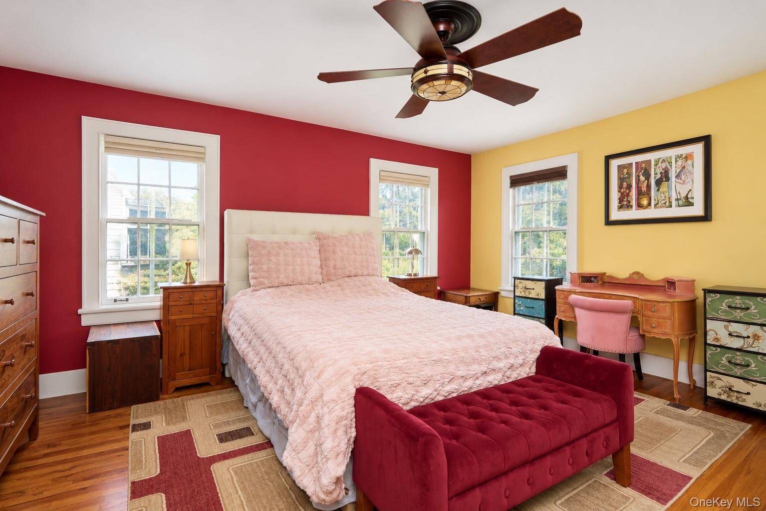1641 Northern BLVD, Roslyn, NY 11576