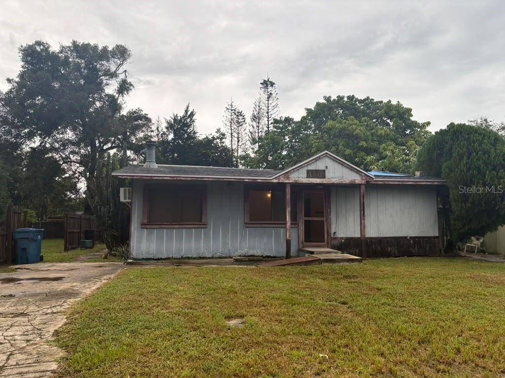 1212 10TH ST, Daytona Beach, FL 32117