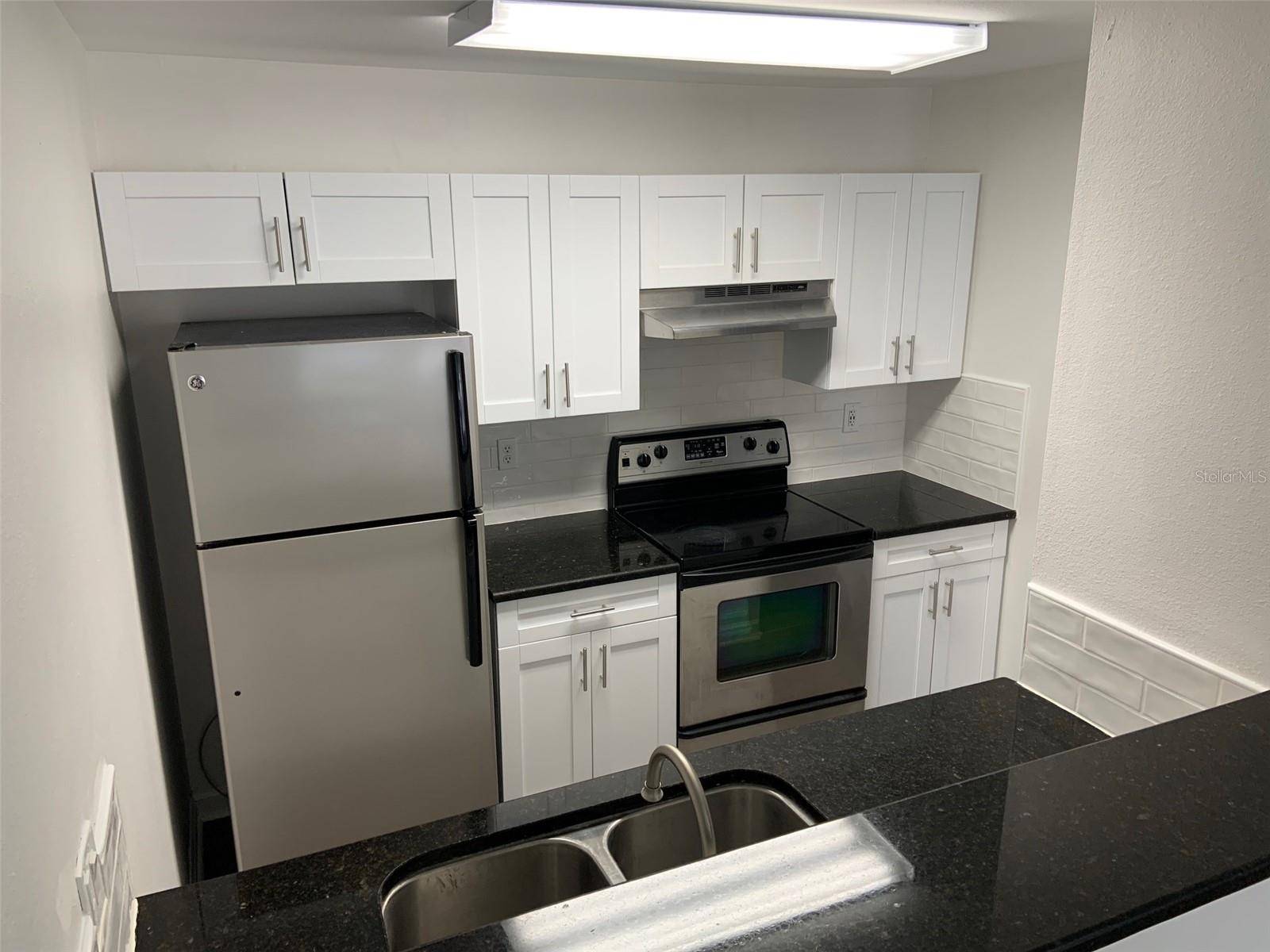 4752 WALDEN CIR #715, Orlando, FL 32811