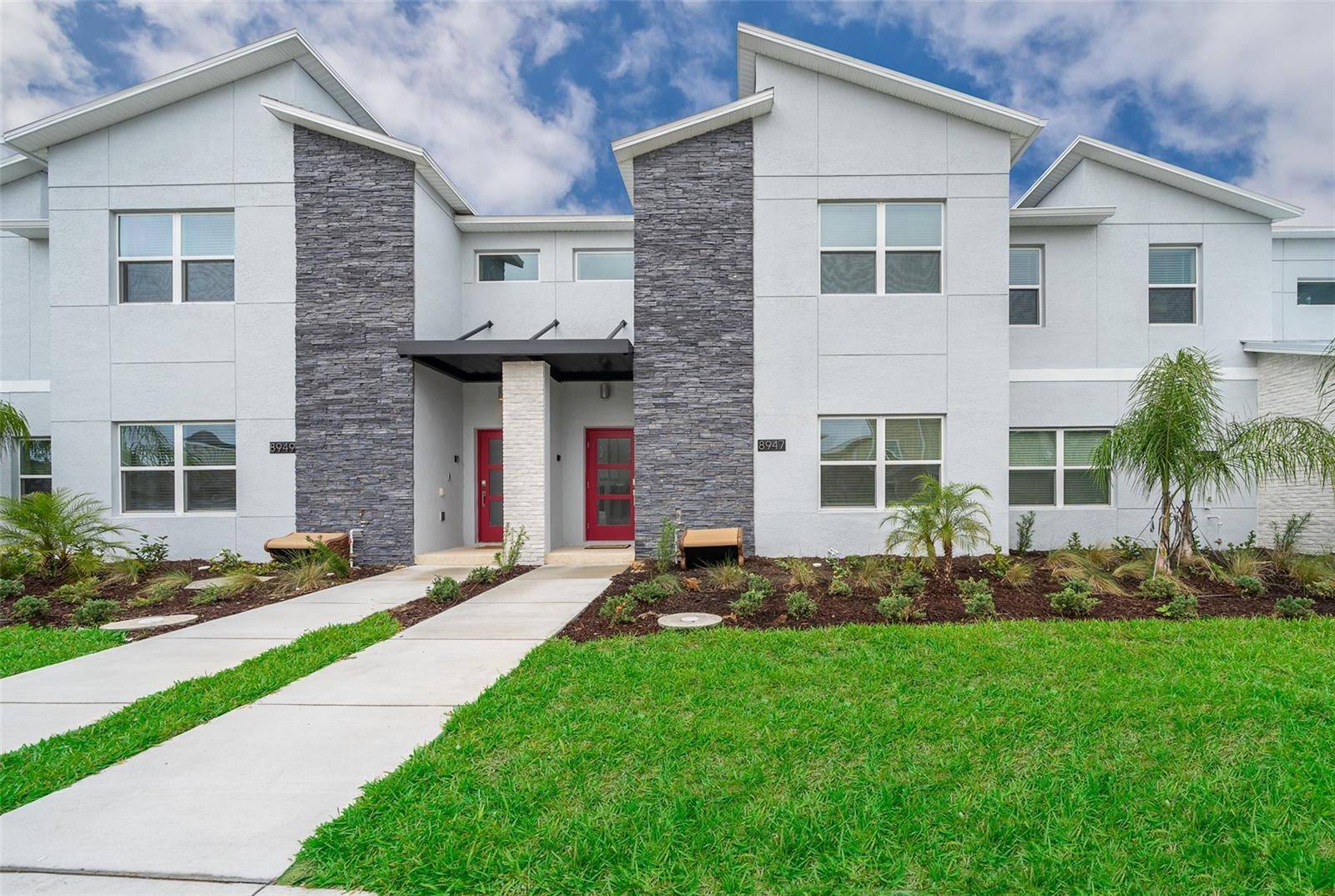 8947 CABOT CLIFFS DR, Davenport, FL 33896