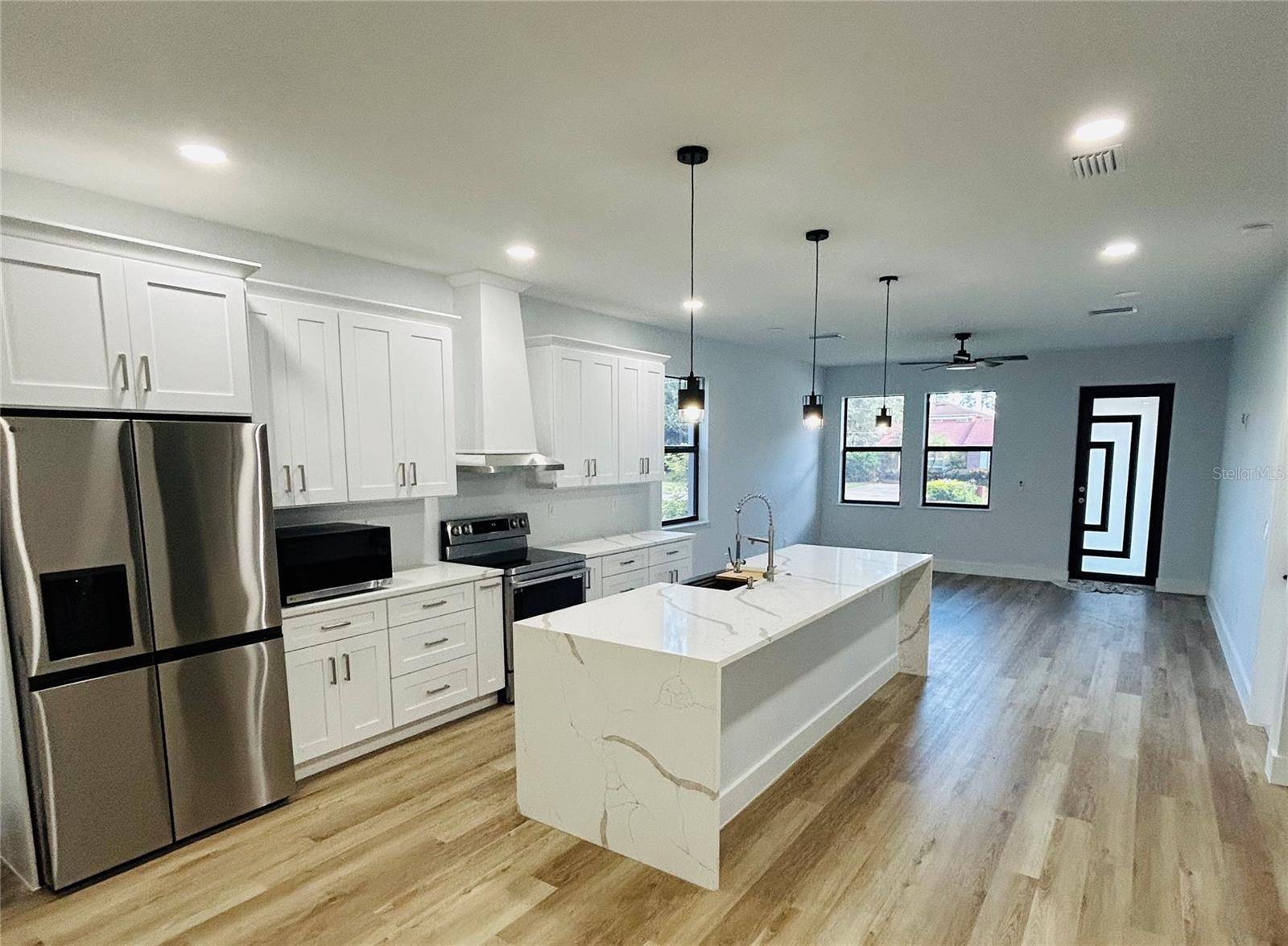 2122 BIRD ST., Tampa, FL 33604