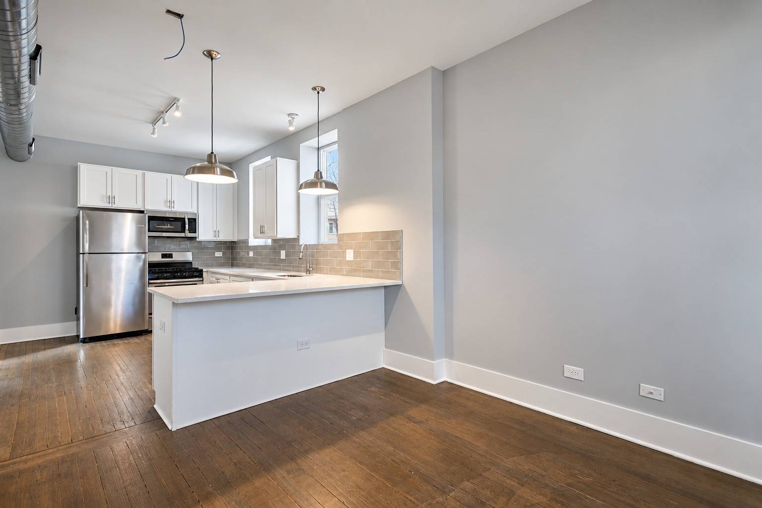2117 W 18th ST #2R, Chicago, IL 60608