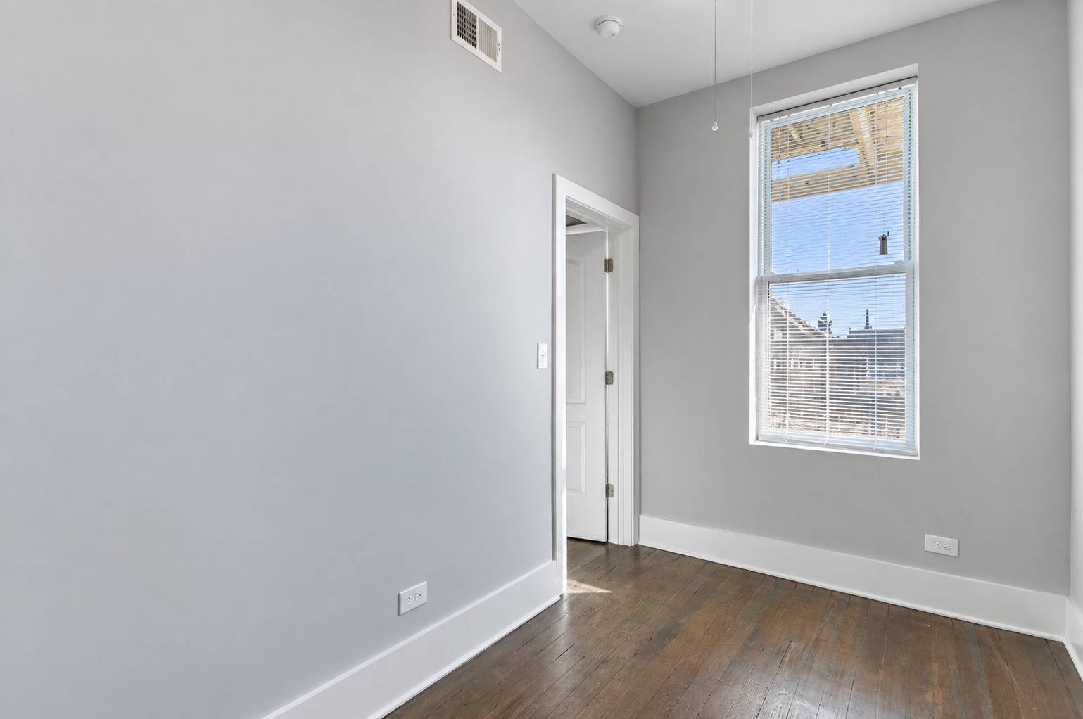2117 W 18th ST #2R, Chicago, IL 60608