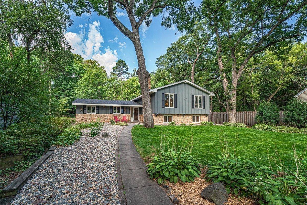 312 Griffit ST, Edina, MN 55343