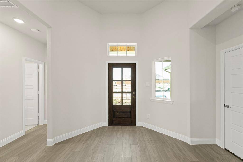 3937 Melica Lane, Heartland, TX 75114
