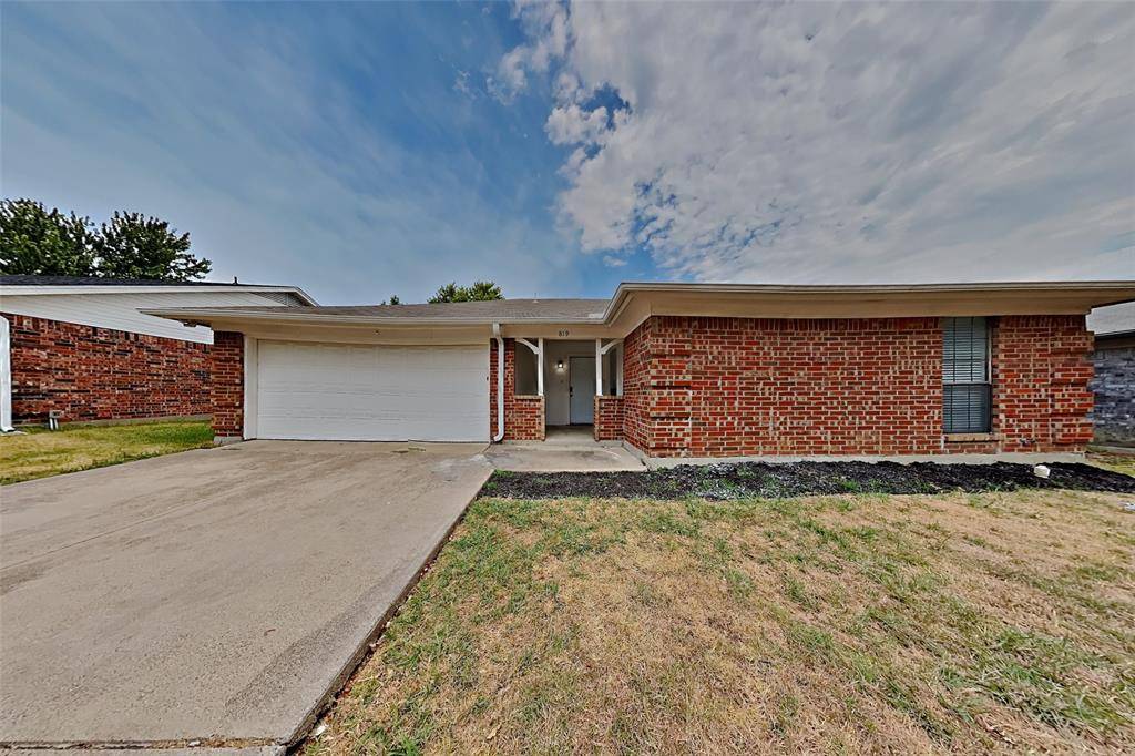819 Trevor Way, Arlington, TX 76001