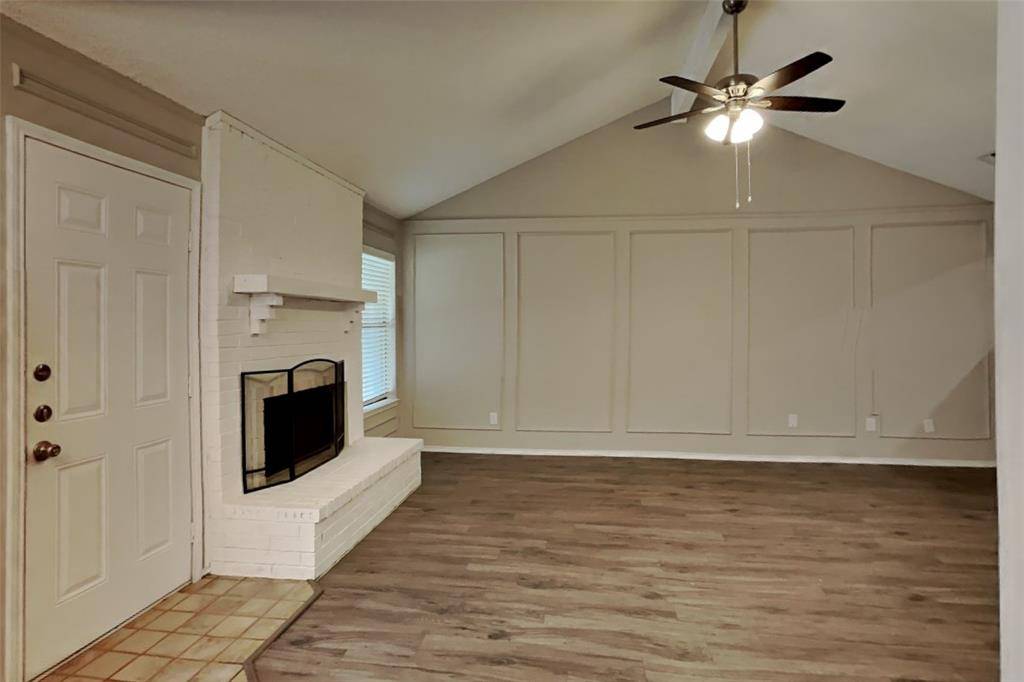 819 Trevor Way, Arlington, TX 76001
