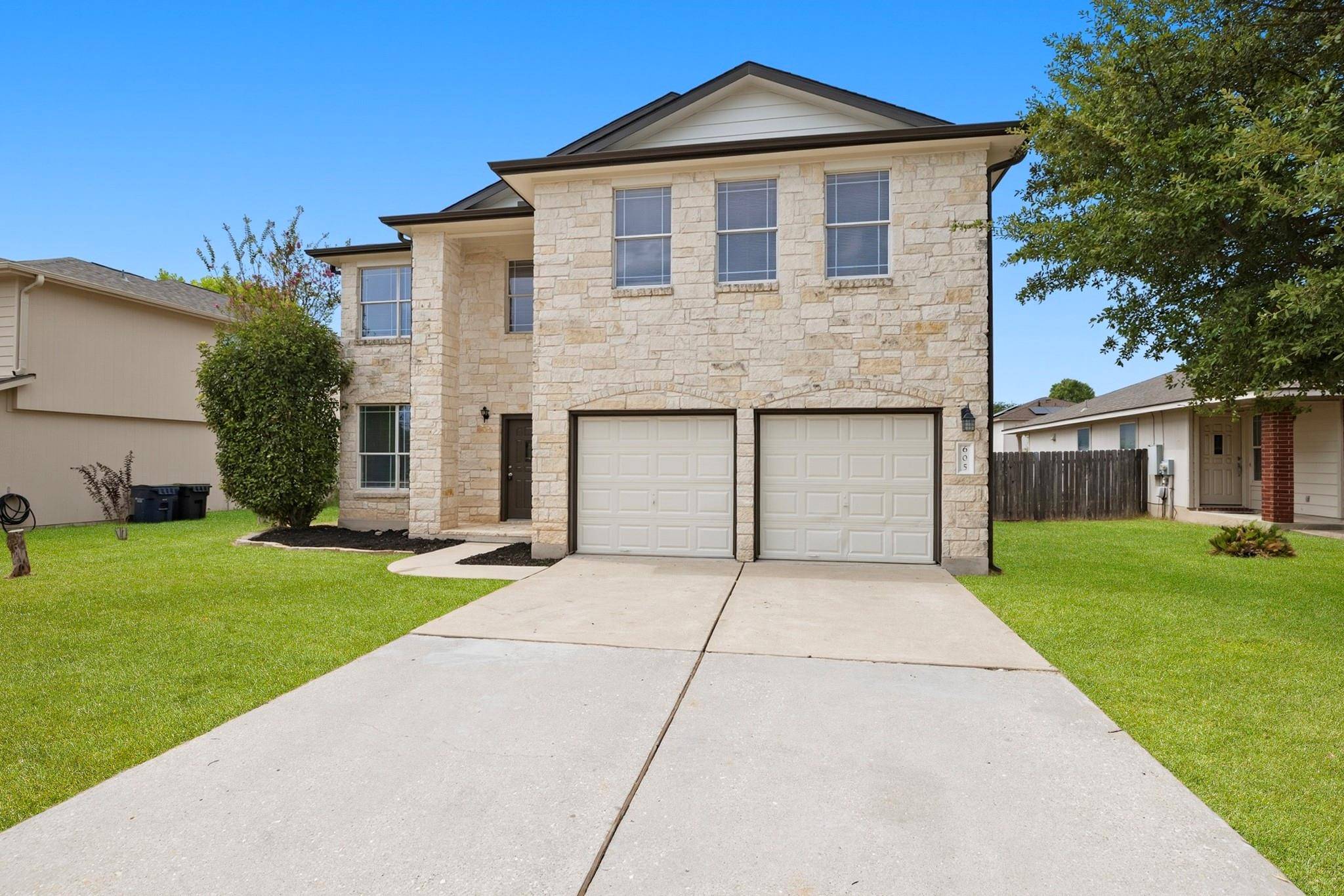 605 Decker DR, Hutto, TX 78634