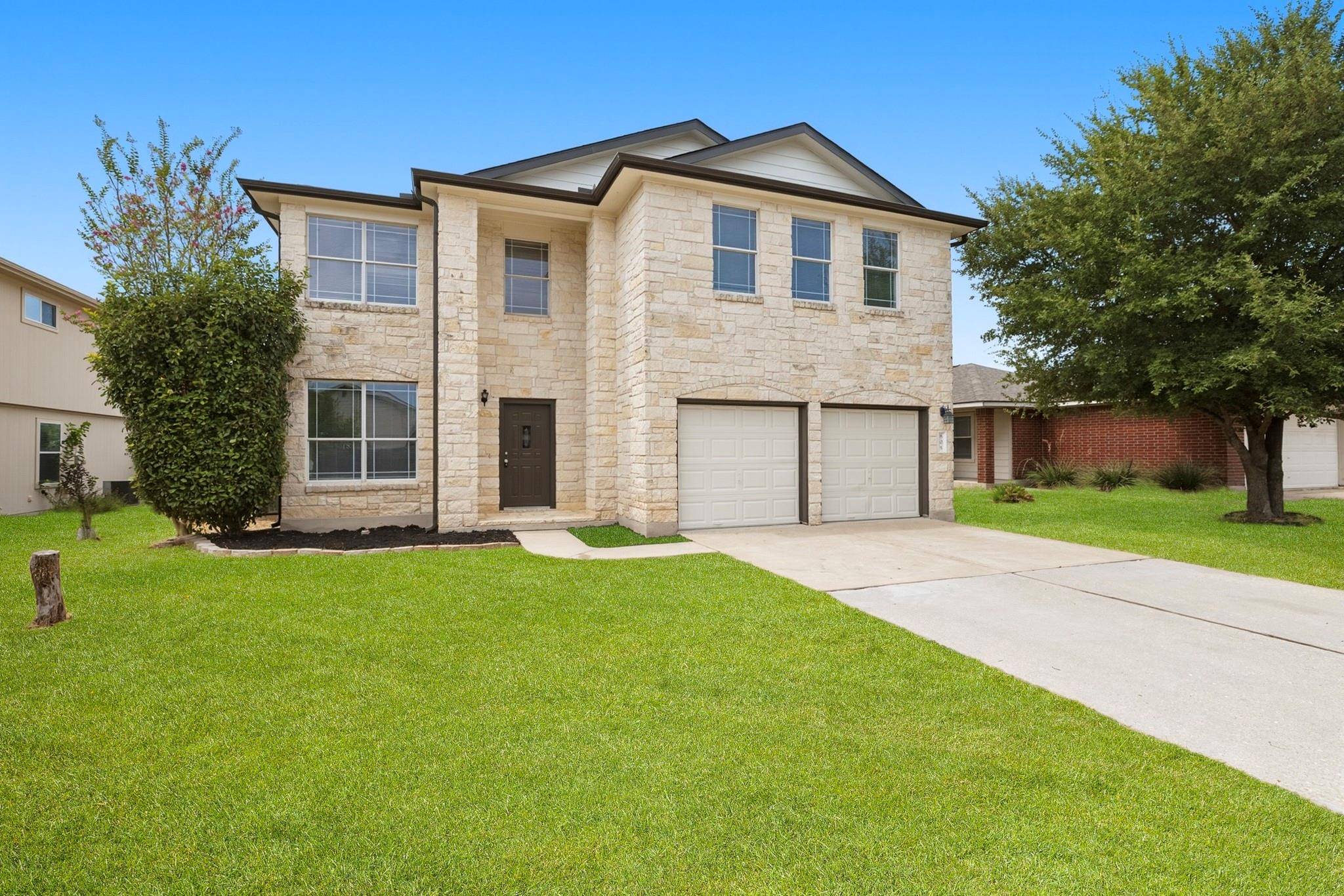 605 Decker DR, Hutto, TX 78634