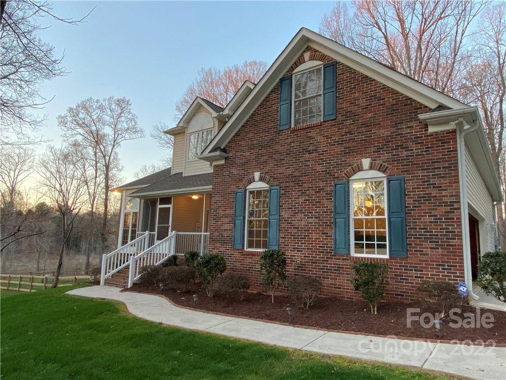 720 Pondside CT, York, SC 29745