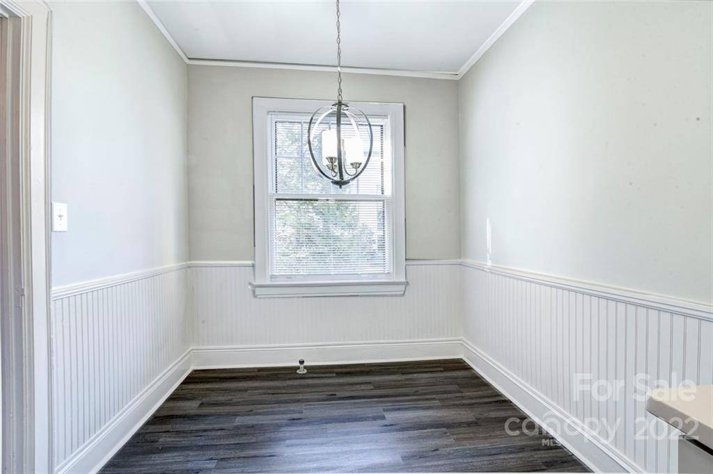 811 Morehead ST, Charlotte, NC 28202