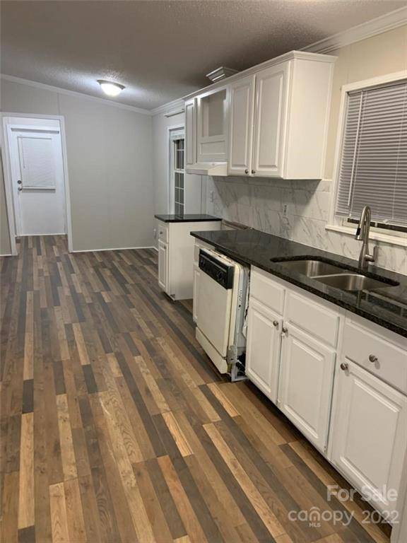 105 Shearin LN, Olin, NC 28660