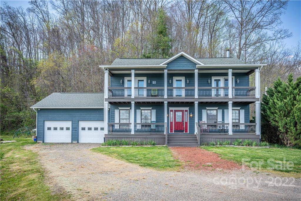 1231 Grandeur HTS, Clyde, NC 28721