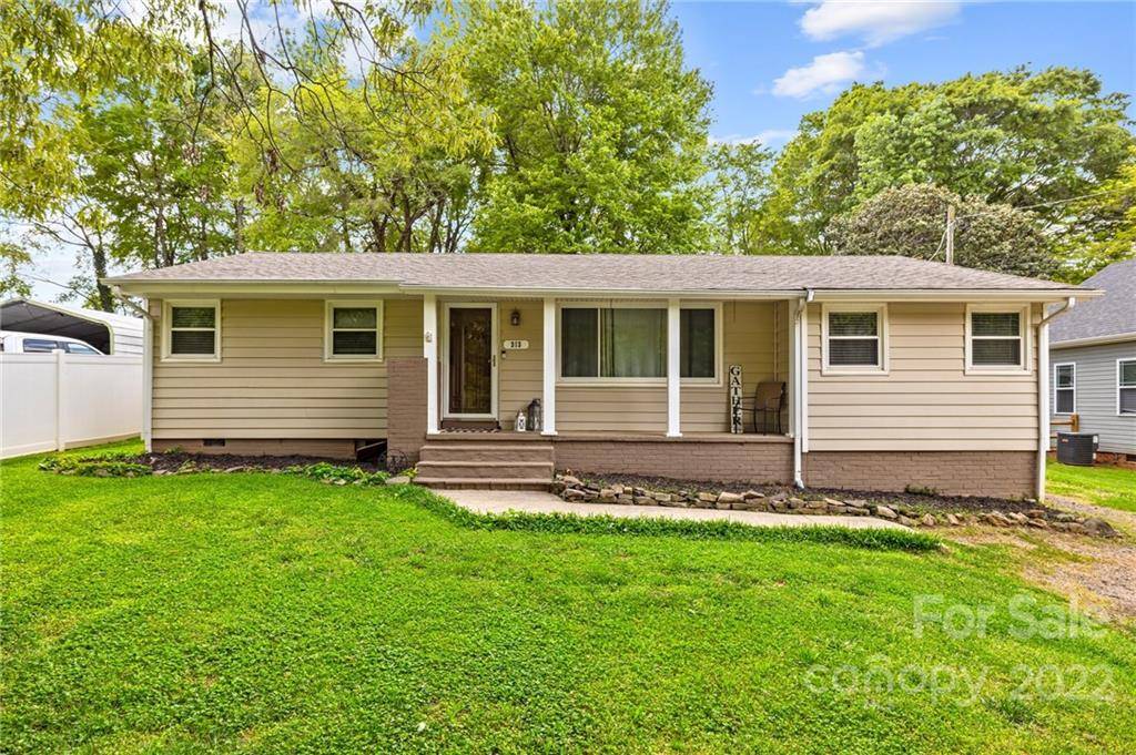 313 Willis RD, Dallas, NC 28034