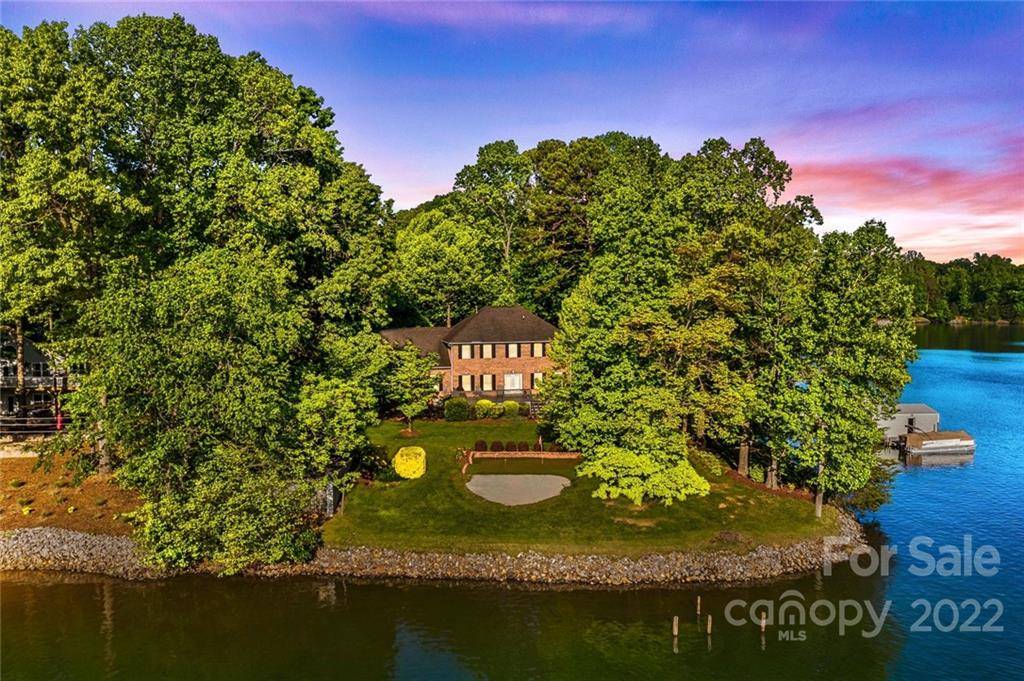 7285 Pebble LN #44, Sherrills Ford, NC 28673