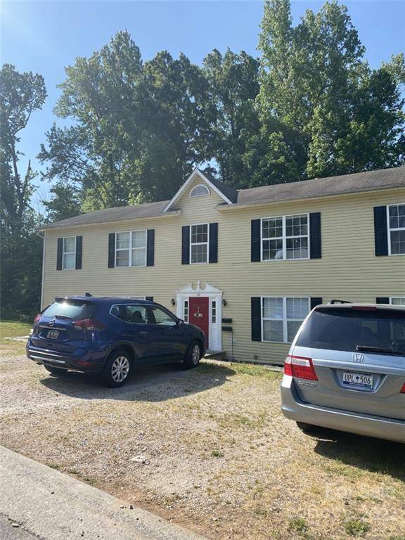 111 Sunset DR, Clover, SC 29710