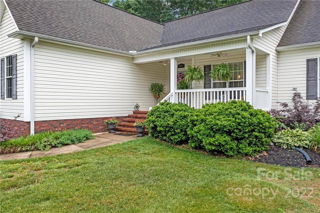 1035 Miss Daisy LN, Kannapolis, NC 28083